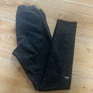 Alo leggings Sz S    Great condition.   Only worn a few times!